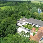 Отель Hotel Heemskerk